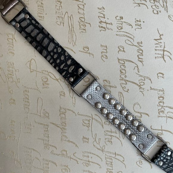 Belt Pewter/Gray/Silver with Silver Metallic Studs Size L - Picture 3 of 4